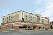 Holiday Inn Omaha Downtown-Airport